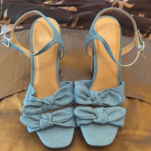 LC Lauren Conrad Shoes - LC Lauren Conrad Sky Blue Bow Heels